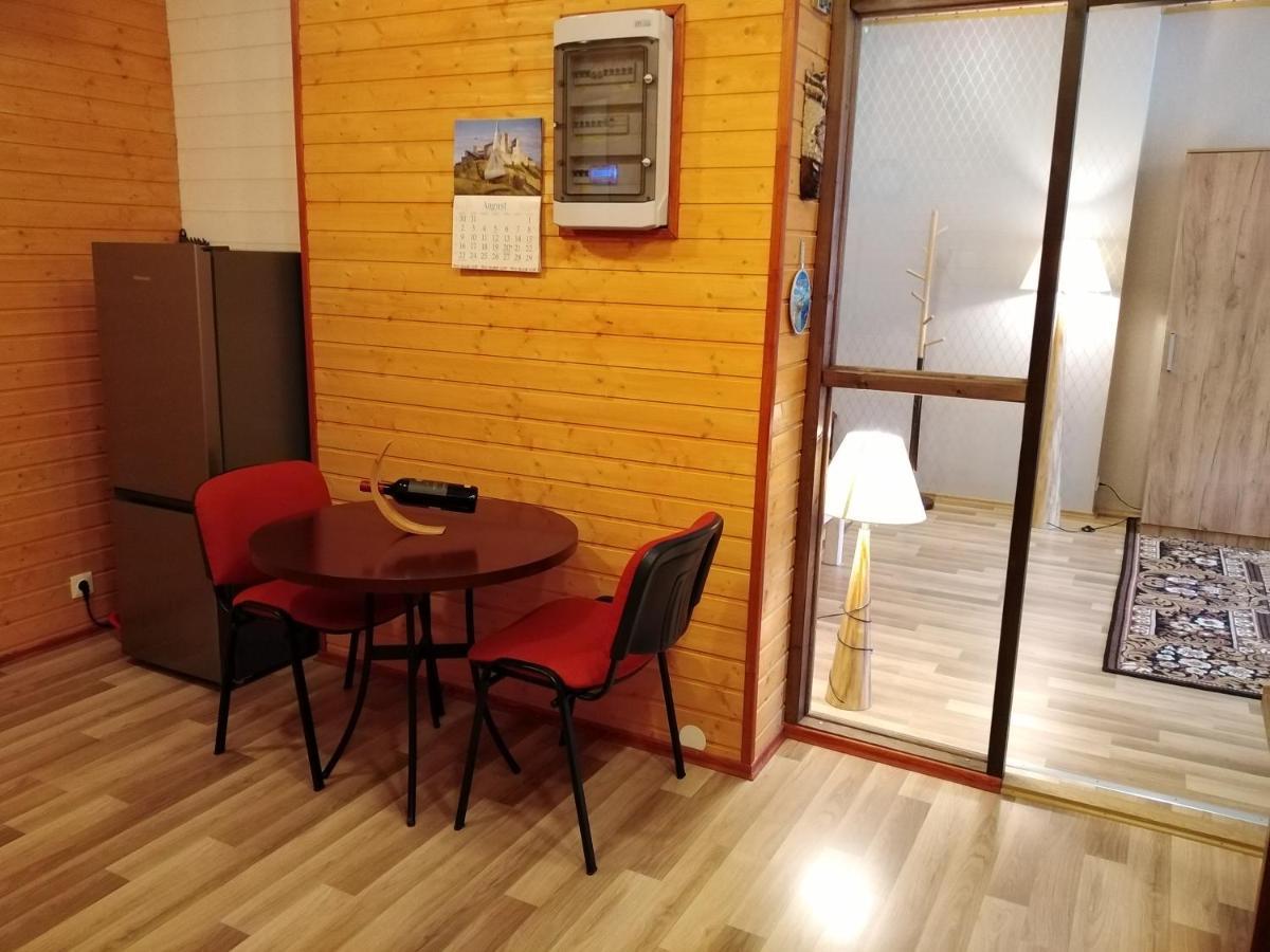 קורסארה Kauba 6-6 Apartment מראה חיצוני תמונה